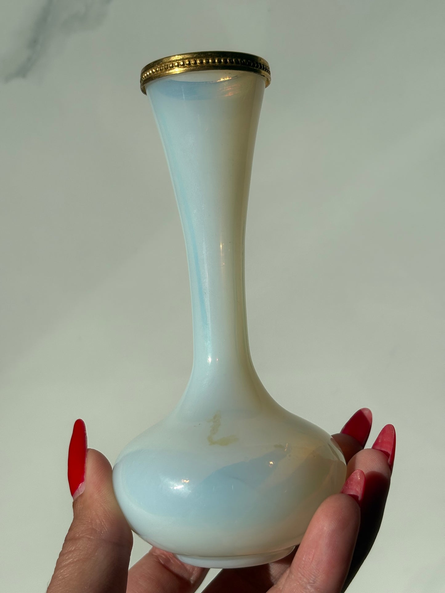 Soapy Opaline Soliflore