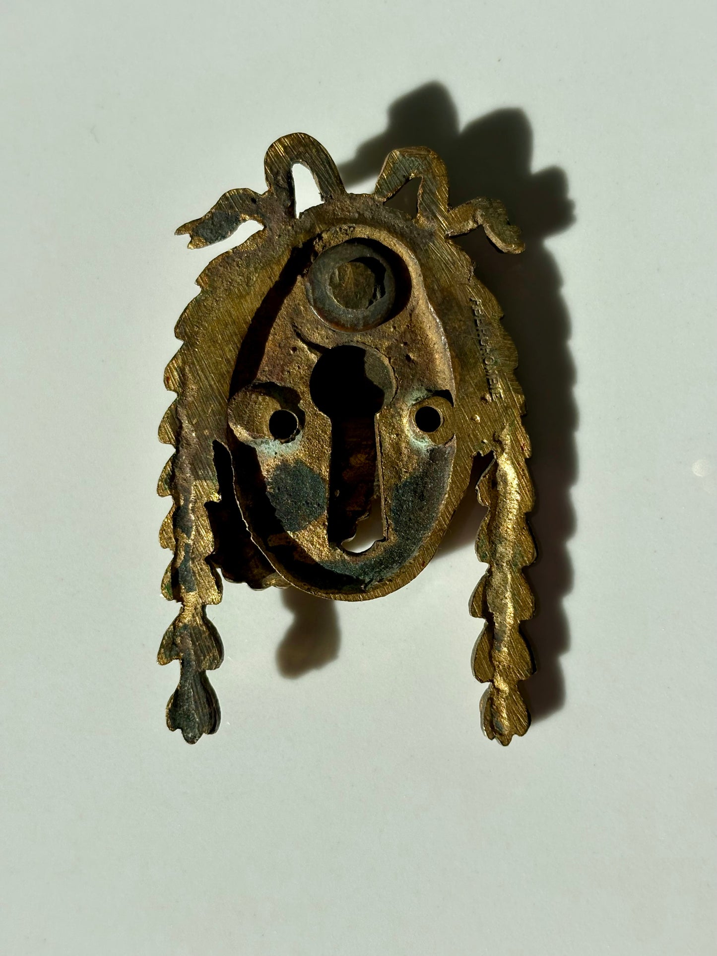 Hidden Bow Escutcheon