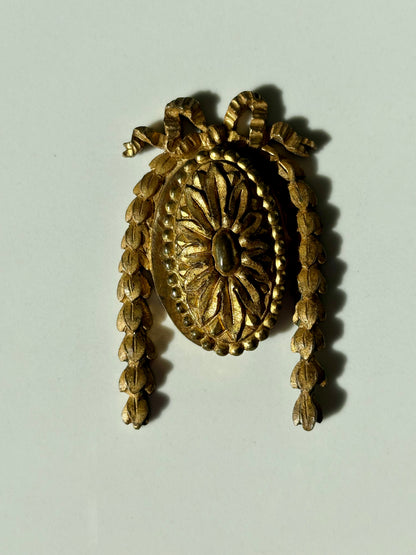 Hidden Bow Escutcheon