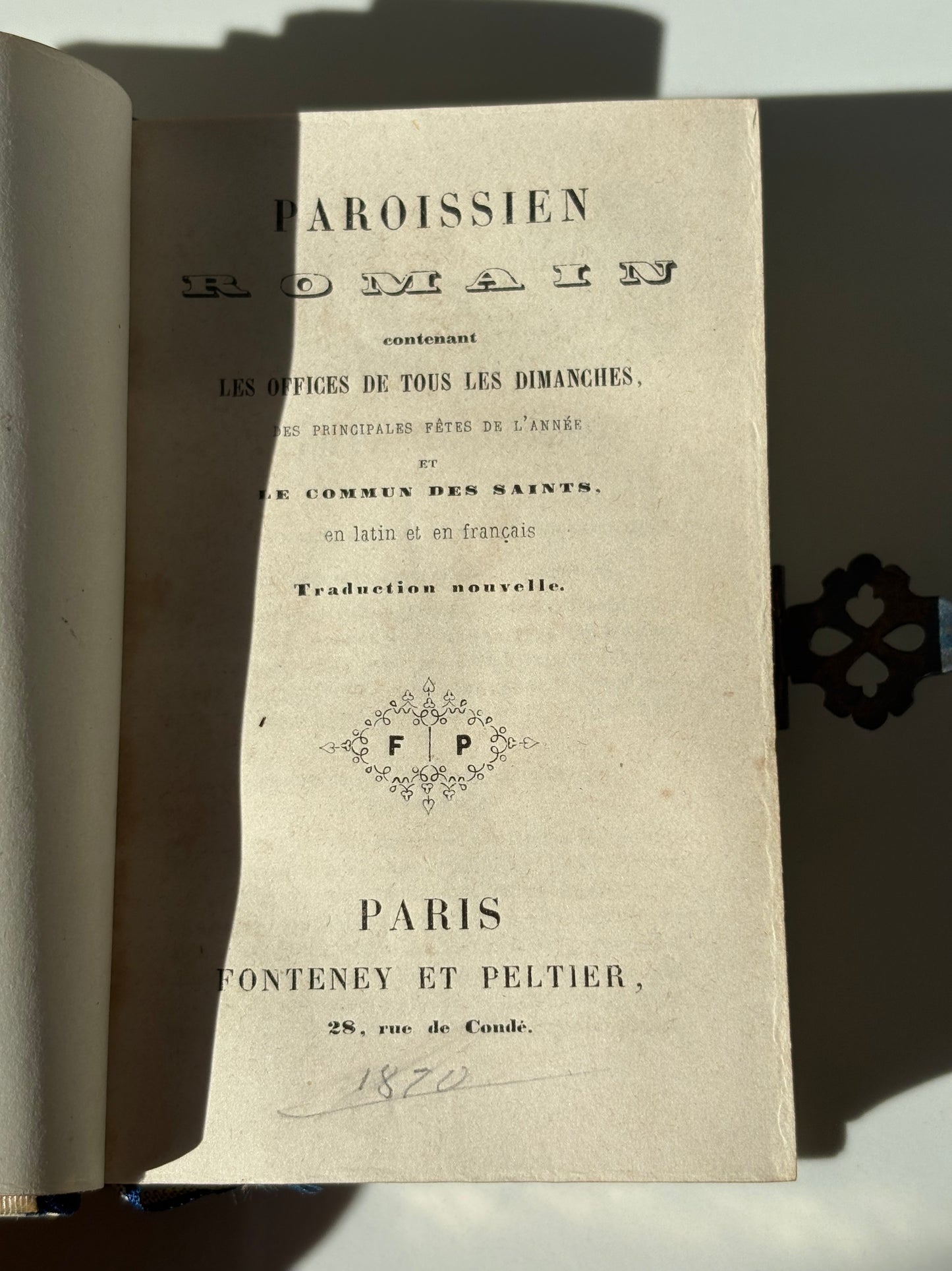 Paroissien - Gauffered & Clasped
