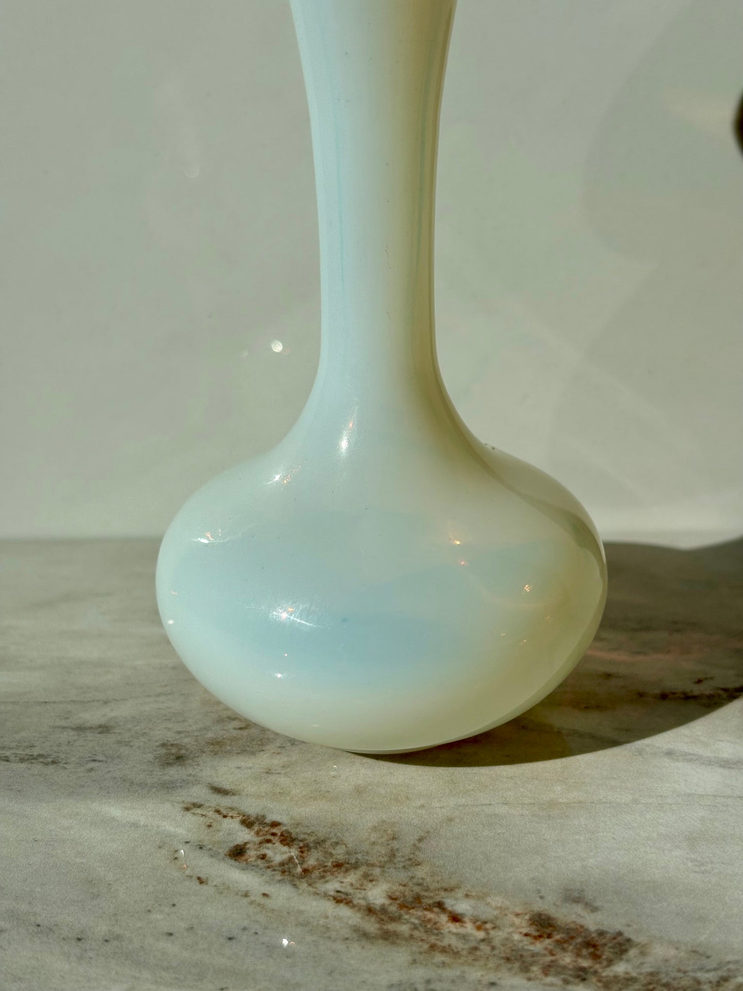 Soapy Opaline Soliflore